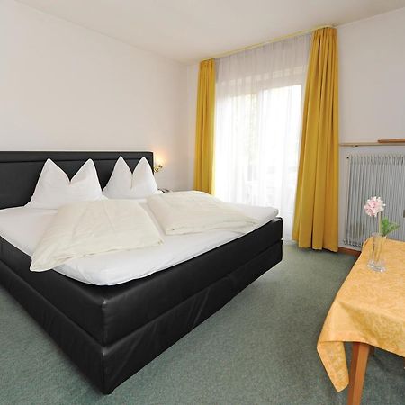 Hotel Pension Schweitzer Silandro Extérieur photo