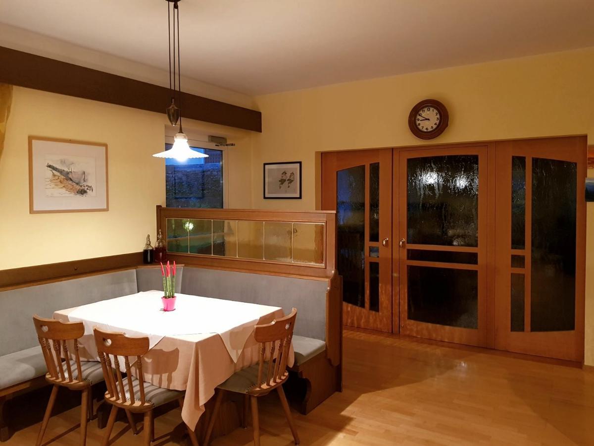 Hotel Pension Schweitzer Silandro Extérieur photo